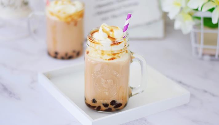 奶茶學習去哪里？去奶茶實體店學習還是去奶茶培訓機構？