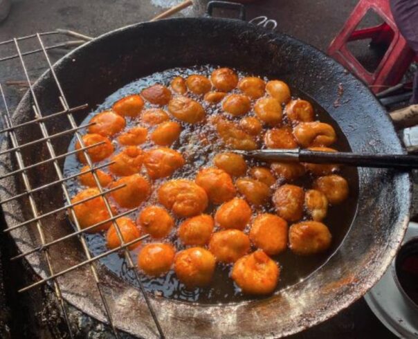 有什么賺錢的小吃一個人做的(適合一個人干的小吃創業故事)-專在家創業網