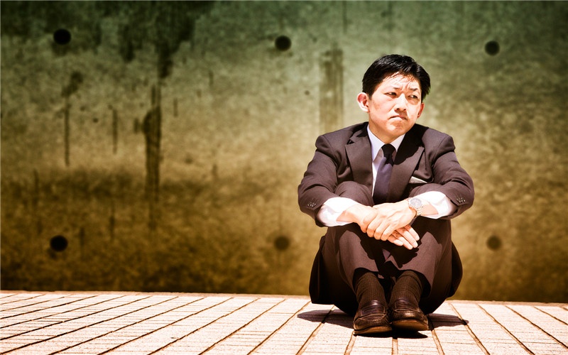 沒有資源、沒有資金的普通人，想白手起家，應該從哪些方面著手？