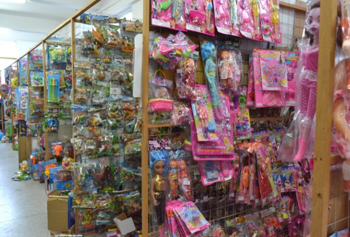 開租賃玩具店前景如何(兒童玩具租賃的優勢與前景)-專在家創業網