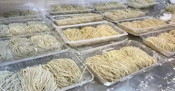 自媒體做不好，那么實體店的生意有哪些適合資金少的人上手呢？