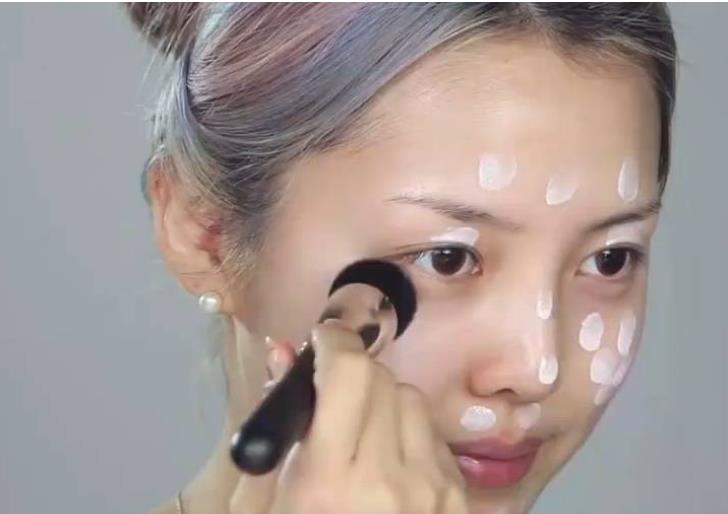 “新手化妝”保姆級(jí)教程來(lái)啦，助你打開化妝世界的第一道門