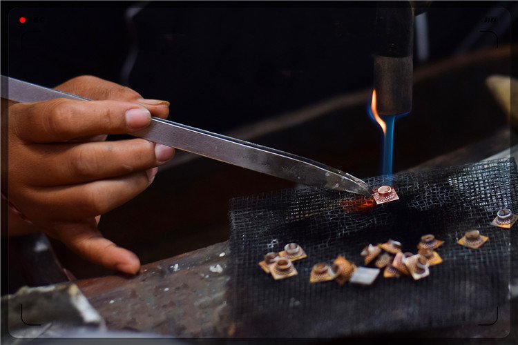 50歲在家干什么賺錢手工活?加工手工活在家做4個項目,值得推薦-專在家創業網