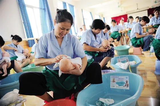 如何開一家小型家政公司（新手創業開家政公司運營思路）-專在家創業網