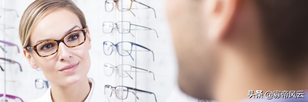 沒有技術(shù)怎么開眼鏡店(眼鏡店市場(chǎng)前景)-專在家創(chuàng)業(yè)網(wǎng)