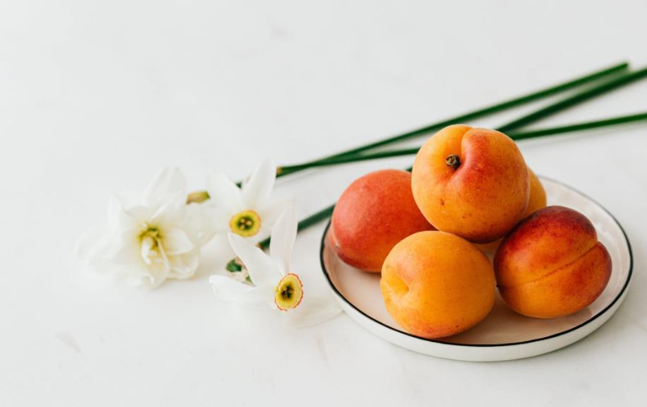 水果店怎么做才有特色（經營水果店顧客更多的方法）-專在家創業網