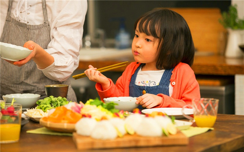 目前市場上，一個人可以做的小生意，有哪些可以賺大錢的？