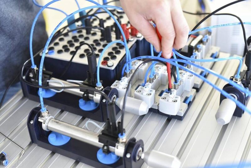 技校都有什么專業適合男孩?學什么技術最有前景-1 技校都有什么專業適合男孩?學什么技術最有前景-1