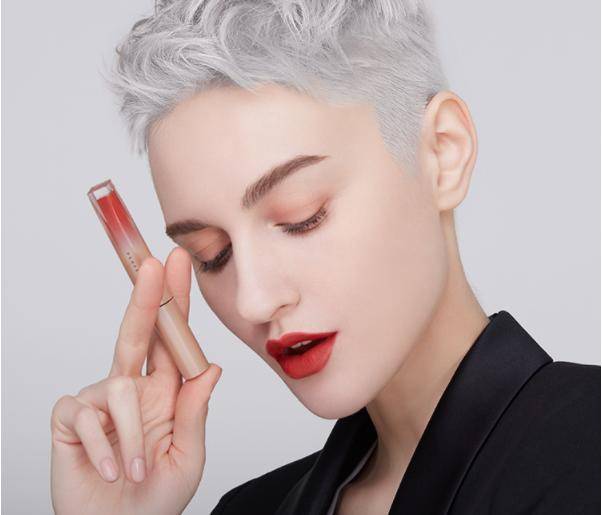 香奈兒最出名的色號(香奈兒口紅顏色排行榜前十)-1 香奈兒最出名的色號(香奈兒口紅顏色排行榜前十)-1