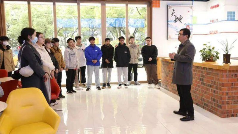 助力優秀人才引進,這個大學生創業見習基地創客體驗日活動舉辦-1 助力優秀人才引進,這個大學生創業見習基地創客體驗日活動舉辦-1