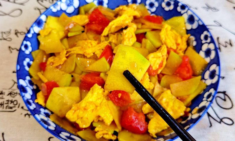 南瓜品種哪個(gè)口感最好(最甜的南瓜品種排名前十)-1 南瓜品種哪個(gè)口感最好(最甜的南瓜品種排名前十)-1